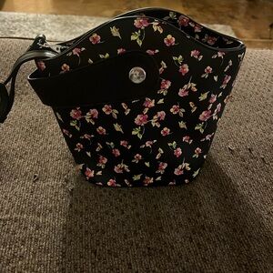 Black Floral Crossbody Bucket Bag